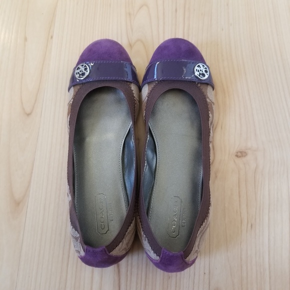 COACH signature flats - Picture 2 of 5